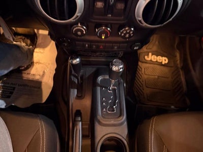 2018 Jeep Wrangler JK Unlimited Sahara 4x4