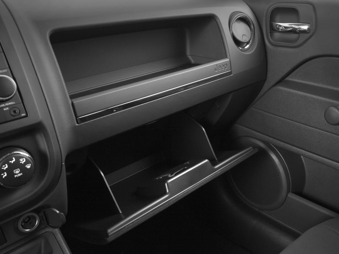 2016 Jeep Patriot FWD 4dr Sport