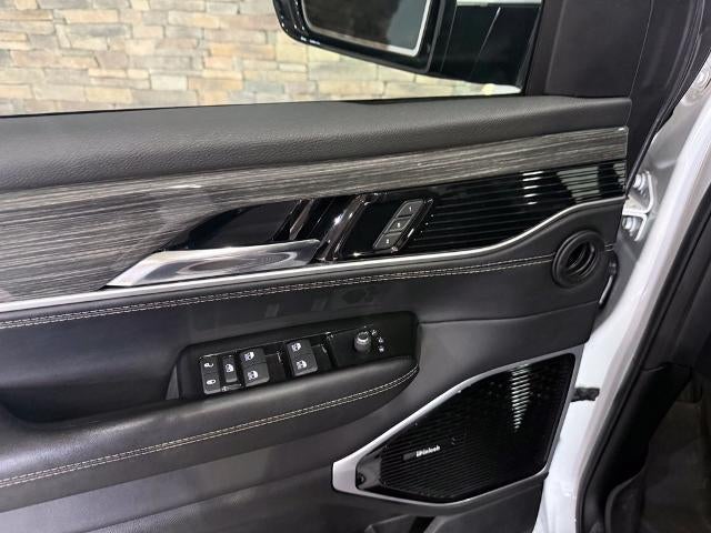 2022 Jeep Wagoneer Series III 4x4