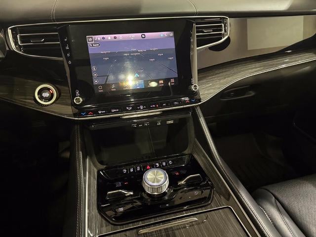 2022 Jeep Wagoneer Series III 4x4
