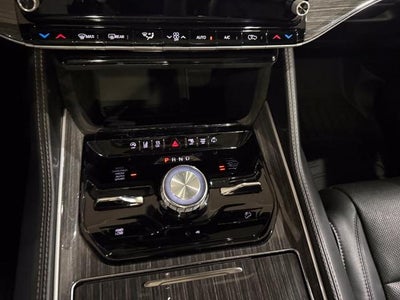 2022 Jeep Wagoneer Series III 4x4