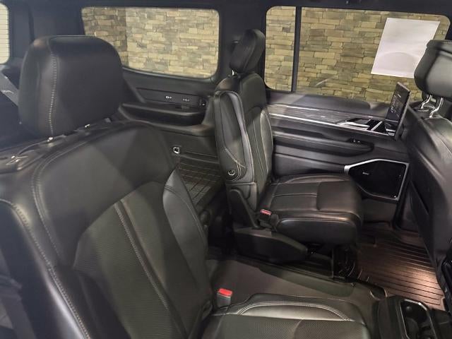 2022 Jeep Wagoneer Series III 4x4