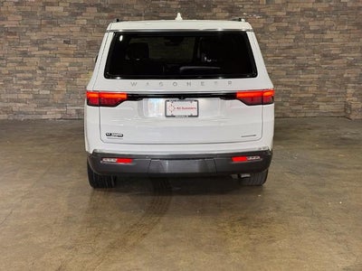 2022 Jeep Wagoneer Series III 4x4