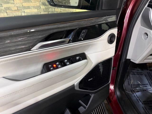 2022 Jeep Wagoneer Series III 4x4