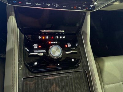 2022 Jeep Wagoneer Series III 4x4