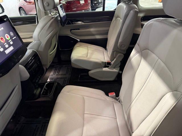 2022 Jeep Wagoneer Series III 4x4