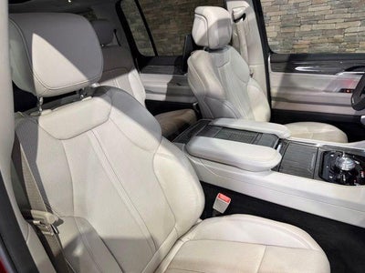 2022 Jeep Wagoneer Series III 4x4