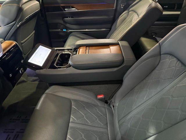 2022 Jeep Grand Wagoneer Series III 4x4