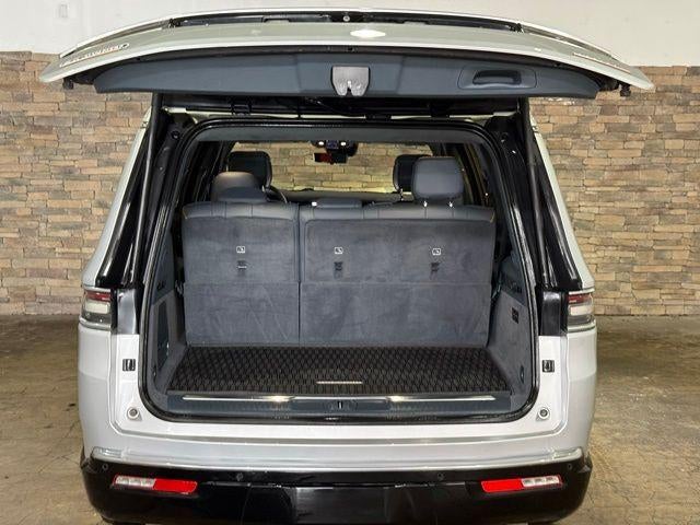 2022 Jeep Grand Wagoneer Series III 4x4