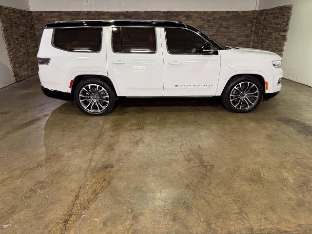 2023 Jeep Grand Wagoneer Series III 4x4