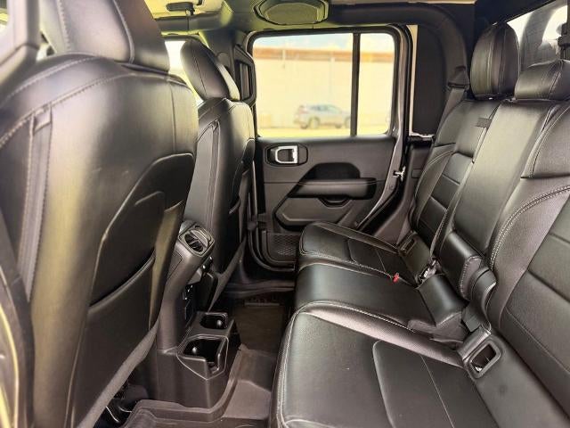 2022 Jeep Gladiator Overland 4x4