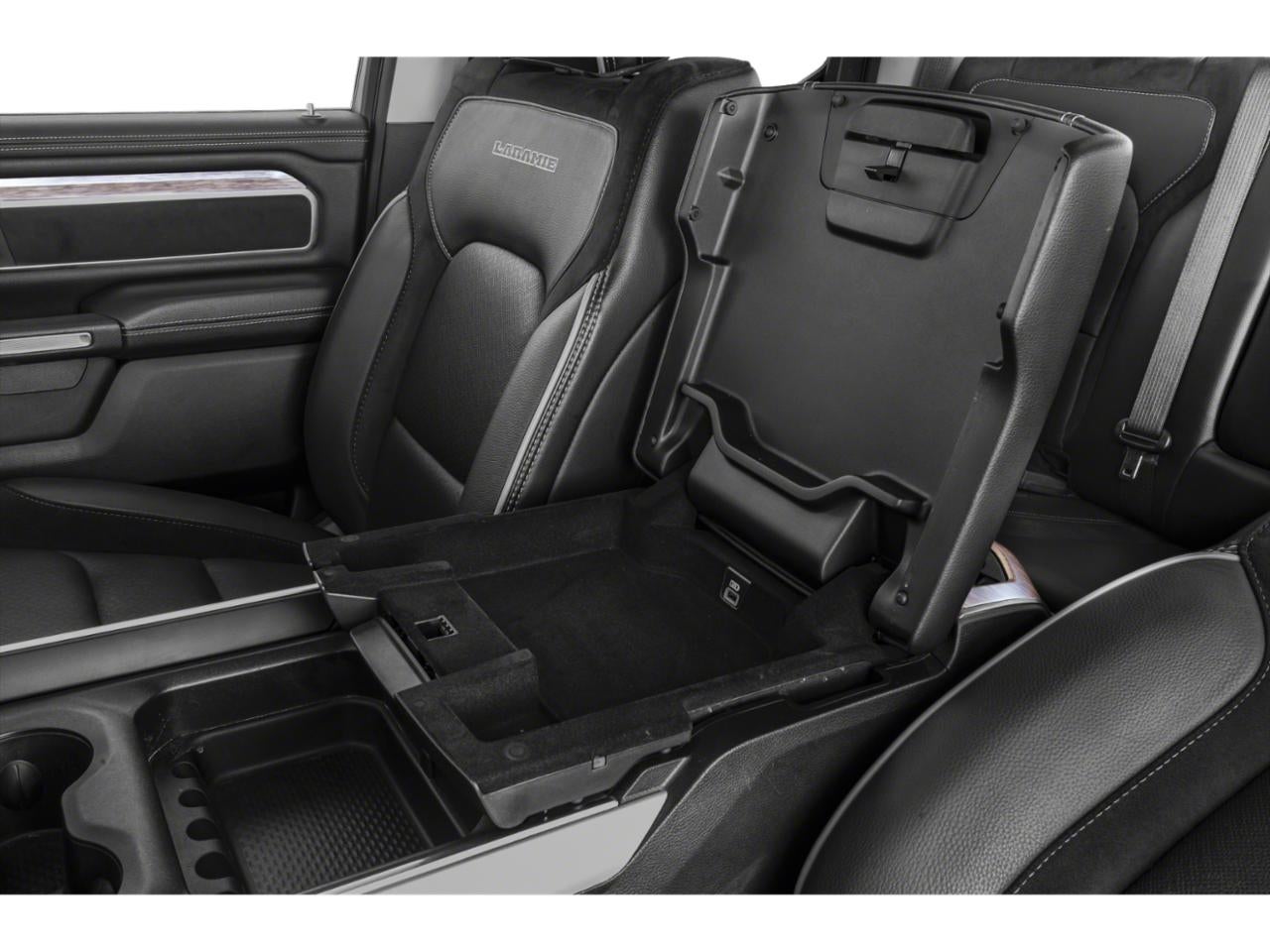 2019 RAM 1500 Laramie 4x4 Quad Cab 6'4" Box