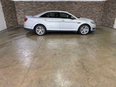 2017 Ford Taurus Limited FWD