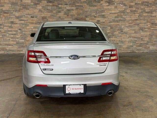 2017 Ford Taurus Limited FWD