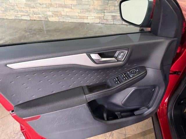 2020 Ford Escape SE FWD