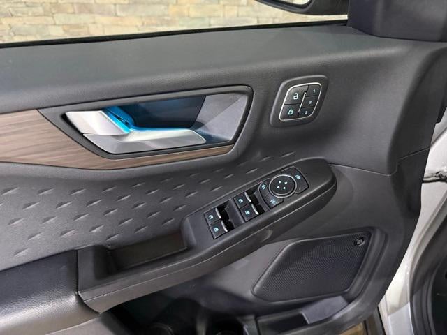 2020 Ford Escape Titanium AWD