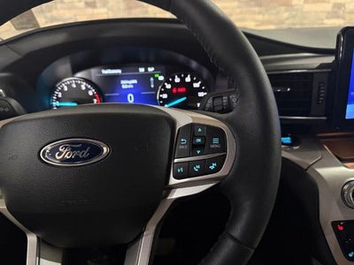 2024 Ford Explorer XLT 4WD