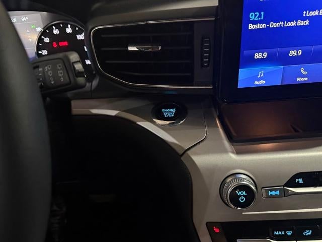 2024 Ford Explorer XLT 4WD