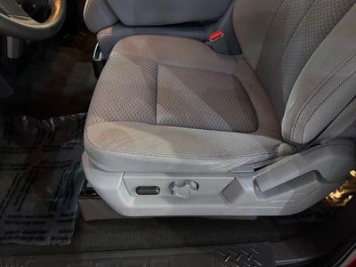 2012 Ford F-150 2WD SuperCrew 5-1/2 Ft Box XLT