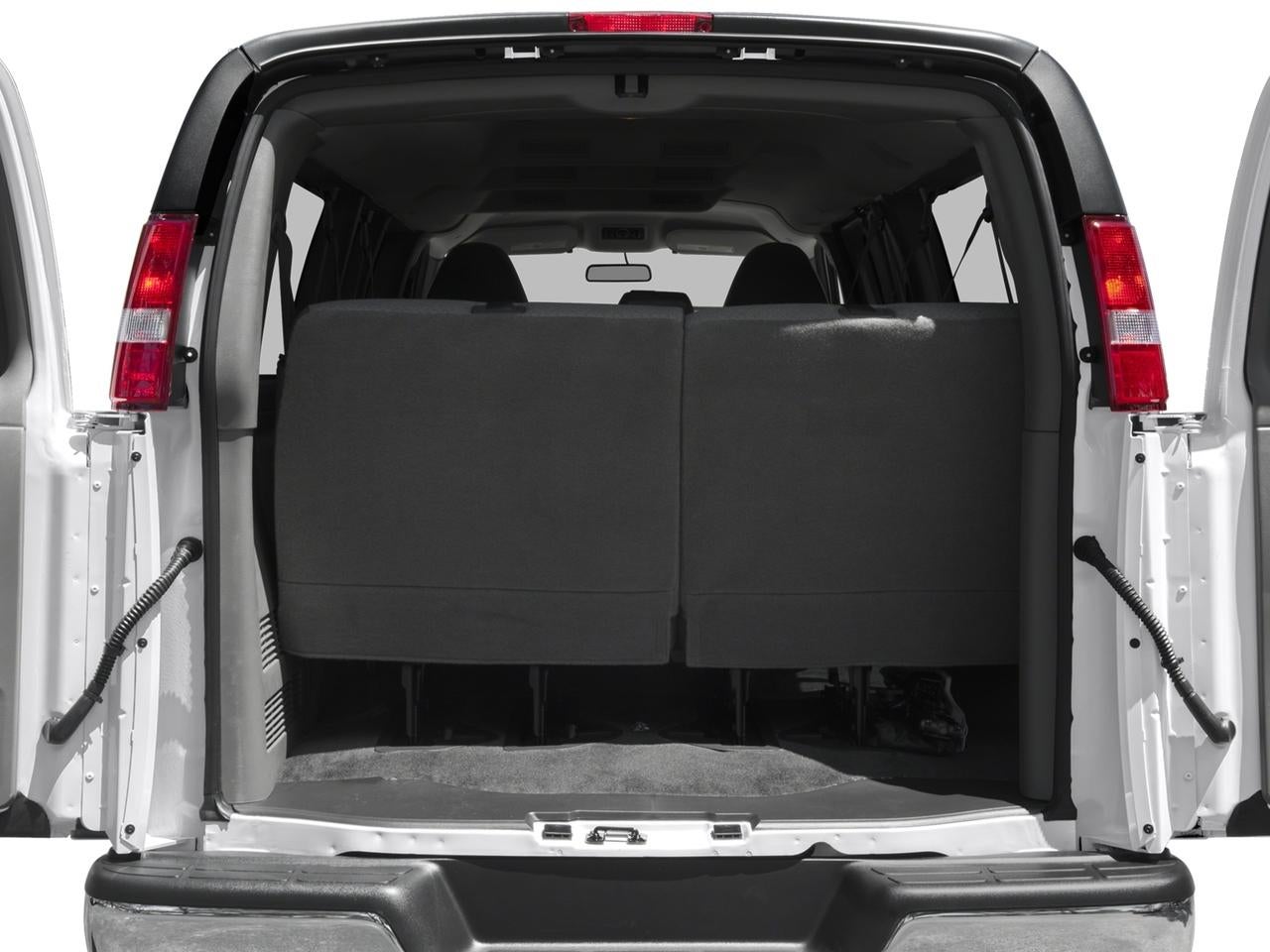 2017 Chevrolet Express Passenger 3500 Extended Wheelbase Rear-Wheel Drive 1LT