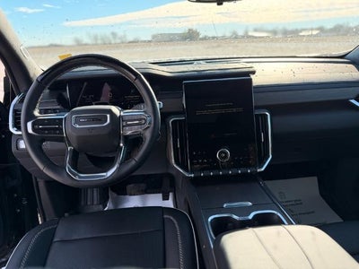 2024 GMC Acadia AWD Denali