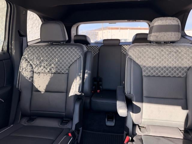 2024 GMC Acadia AWD Denali