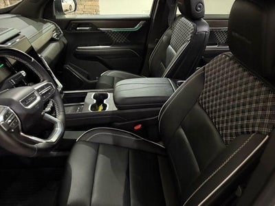 2025 GMC Acadia AWD Denali