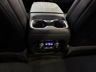 2025 GMC Acadia AWD Denali