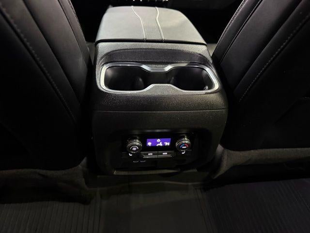 2025 GMC Acadia AWD Denali