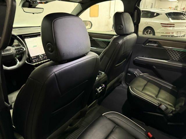 2025 GMC Acadia AWD Denali