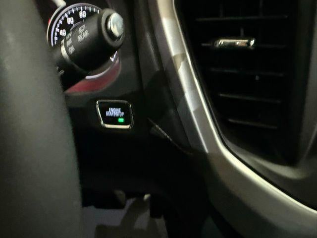 2023 GMC Acadia FWD SLT