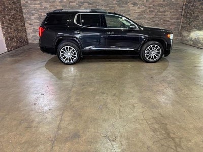 2023 GMC Acadia AWD Denali