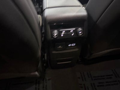 2023 GMC Acadia AWD Denali