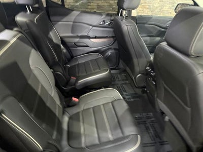 2023 GMC Acadia AWD Denali