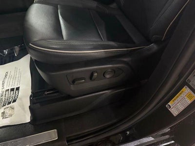 2023 GMC Yukon 4WD 4dr SLT