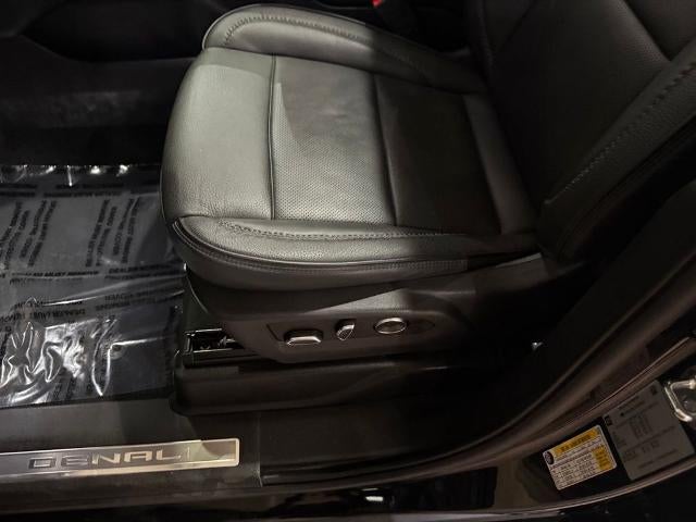 2025 GMC Yukon XL 4WD 4dr Denali