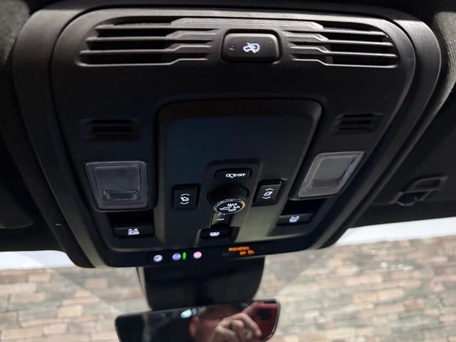 2025 GMC Yukon XL 4WD 4dr Denali