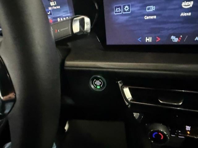 2025 Chevrolet Traverse LT w/1LT