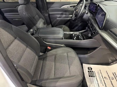 2025 Chevrolet Traverse LT w/1LT