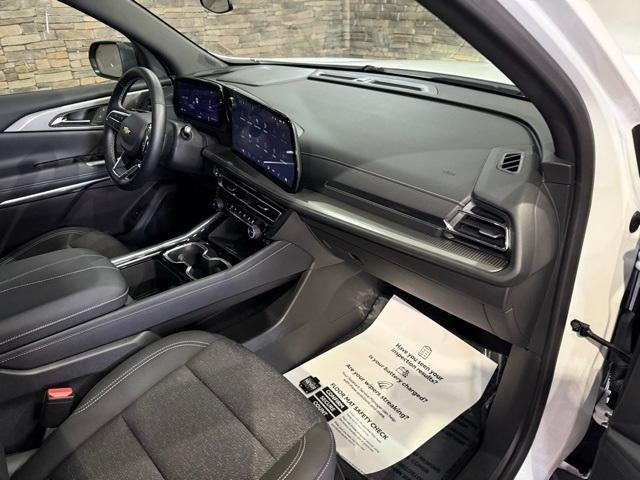 2025 Chevrolet Traverse LT w/1LT