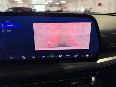 2025 Chevrolet Traverse LT w/1LT