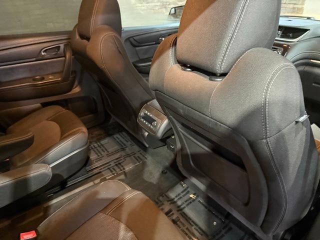 2016 Chevrolet Traverse FWD 1LT