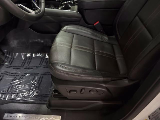 2025 Chevrolet Tahoe 4WD High Country