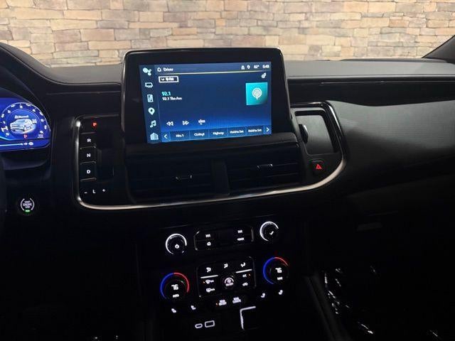 2022 Chevrolet Suburban 4WD RST