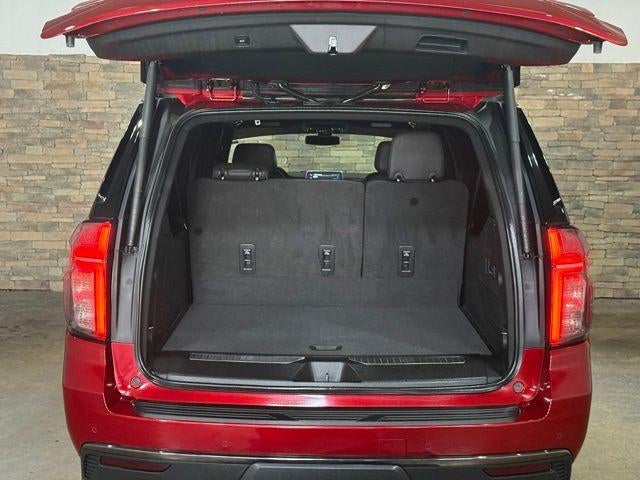 2022 Chevrolet Suburban 4WD RST