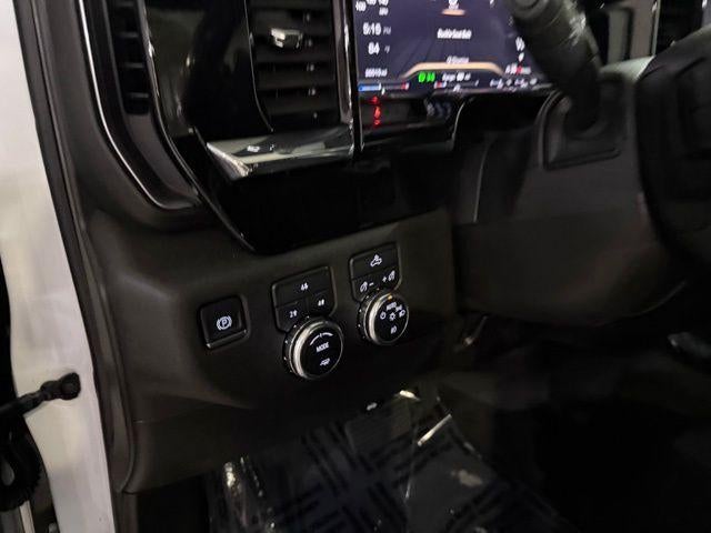 2024 GMC Sierra 2500 HD Regular Cab Long Box 4-Wheel Drive SLE