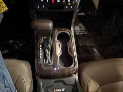 2020 GMC Canyon Crew Cab Short Box 4-Wheel Drive SLT