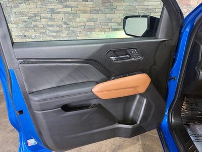 2023 GMC Canyon Crew Cab Short Box 4-Wheel Drive AT4