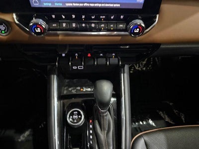 2023 GMC Canyon Crew Cab Short Box 4-Wheel Drive AT4