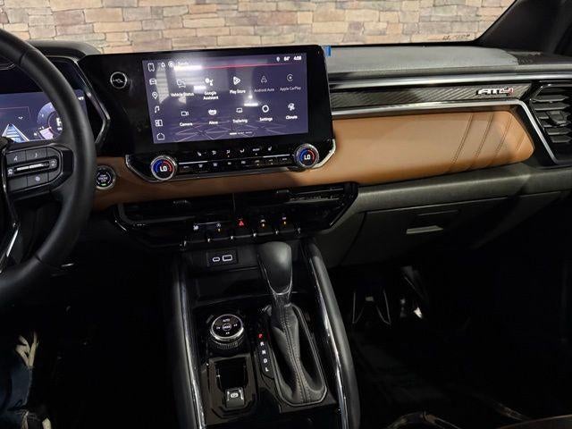 2024 GMC Canyon Crew Cab Short Box 4-Wheel Drive AT4